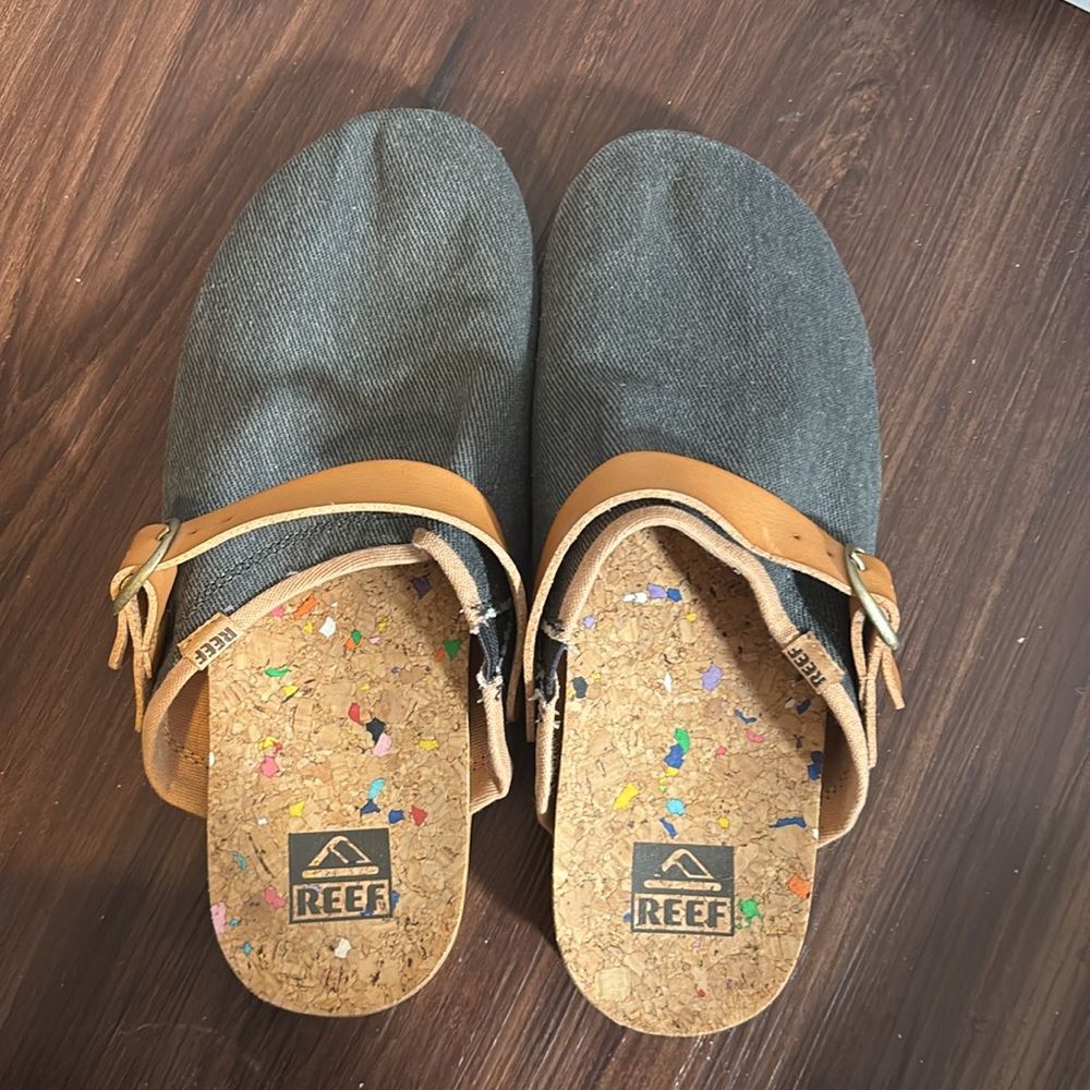 Reef Clogs - image 4